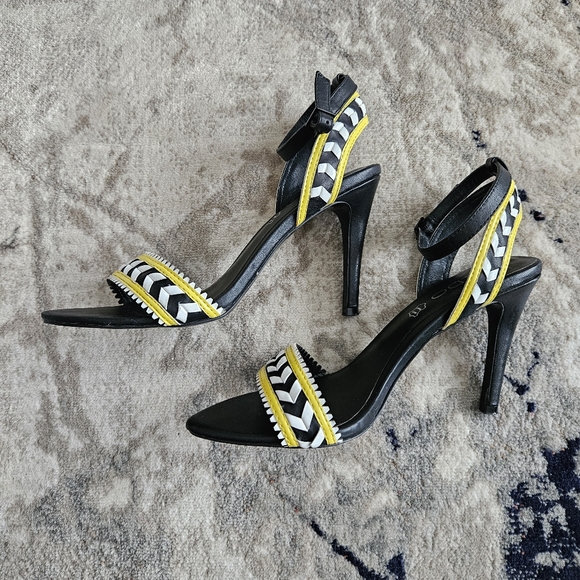 Aldo ankle strap heels US 8 - Picture 3 of 5